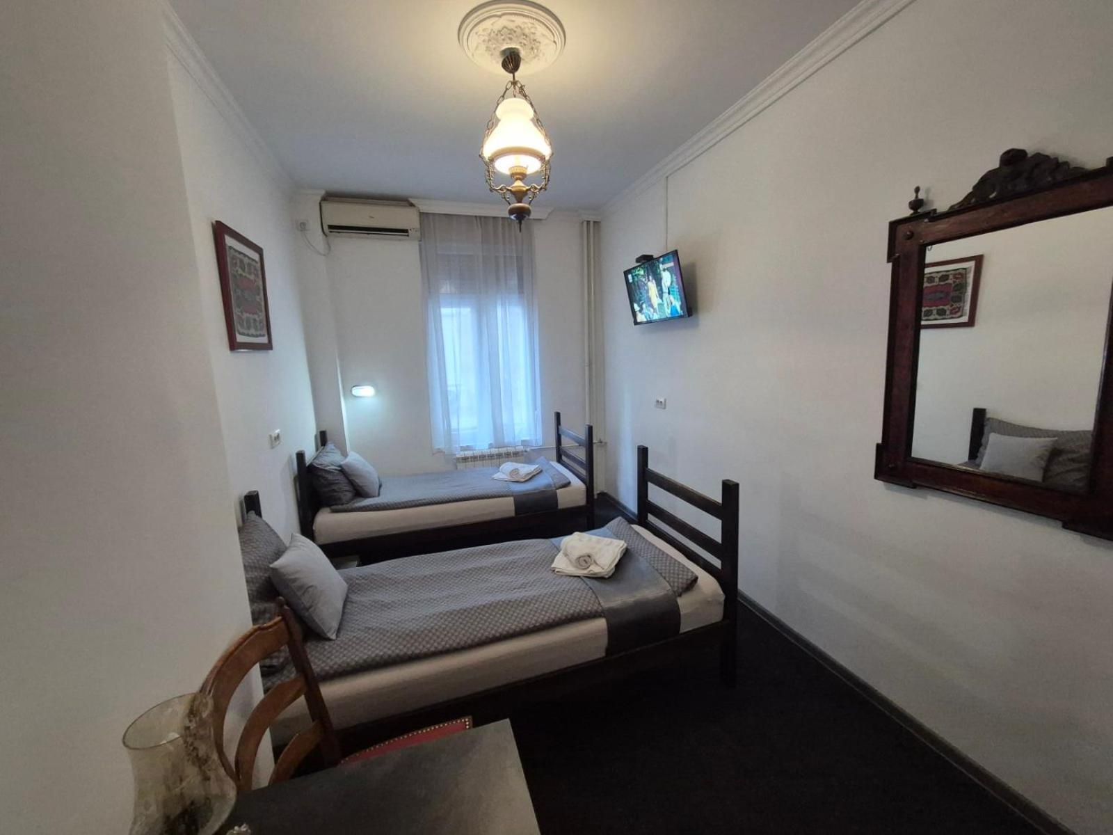 Authentic Belgrade Centre Hostel - Only Private Rooms Dış mekan fotoğraf