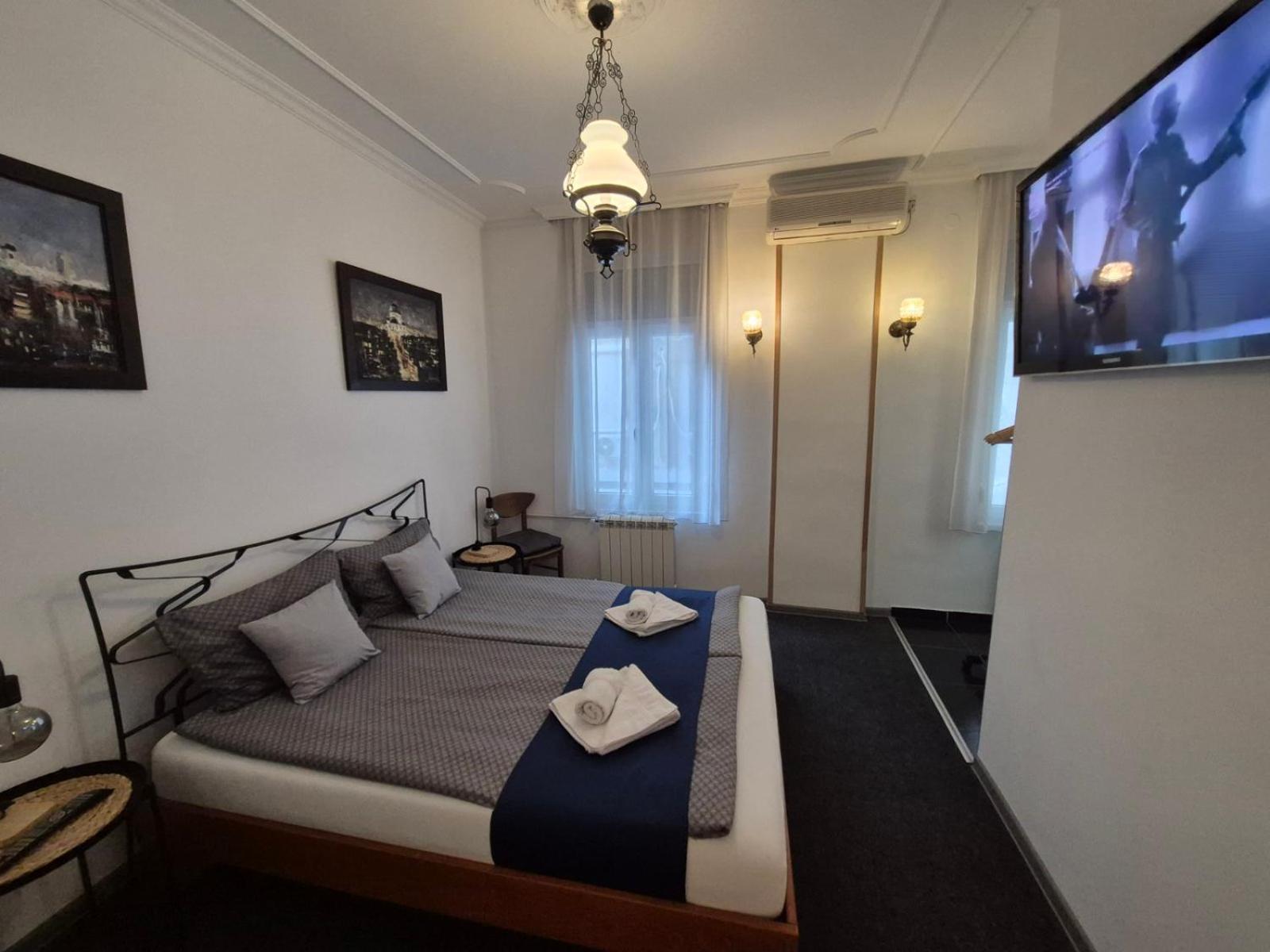 Authentic Belgrade Centre Hostel - Only Private Rooms Dış mekan fotoğraf